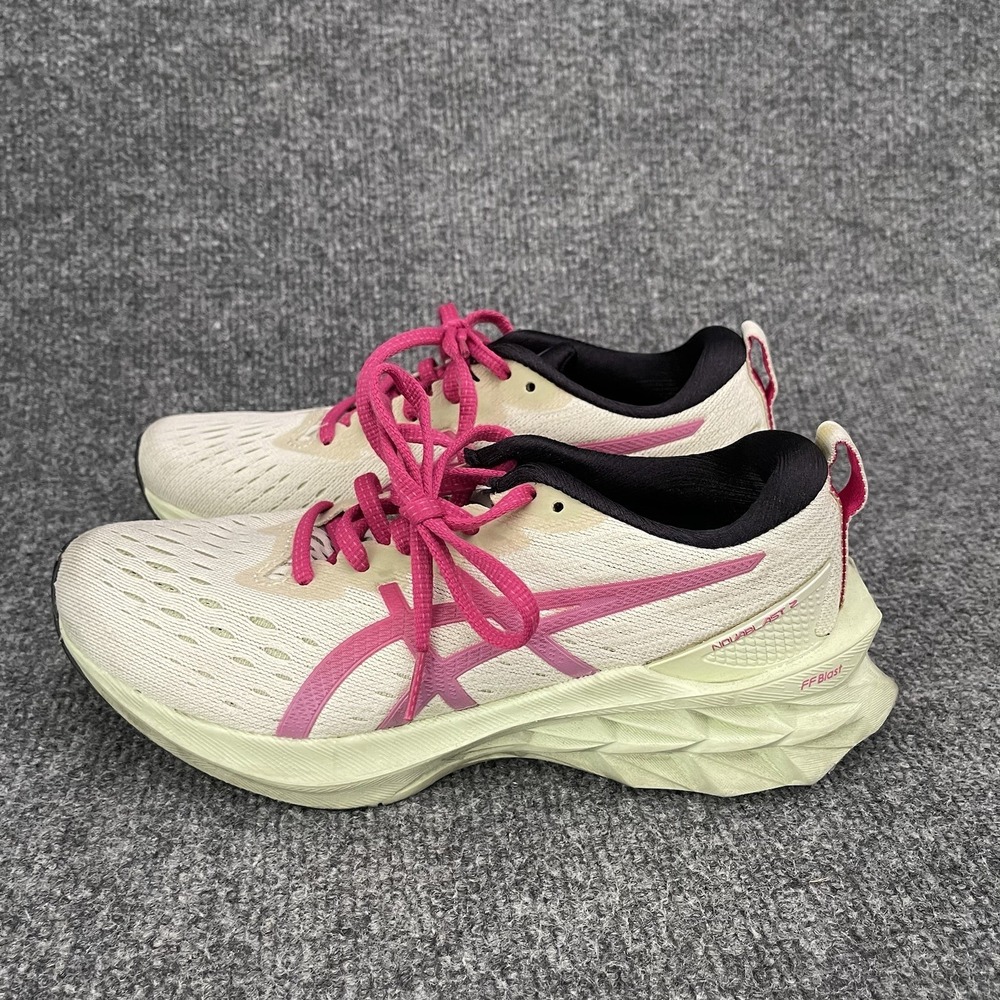Asics Novablast 2 Womens Sz 6 Birch Pink Rave Athletic Casual Shoes 1012B049 - Picture 3 of 11